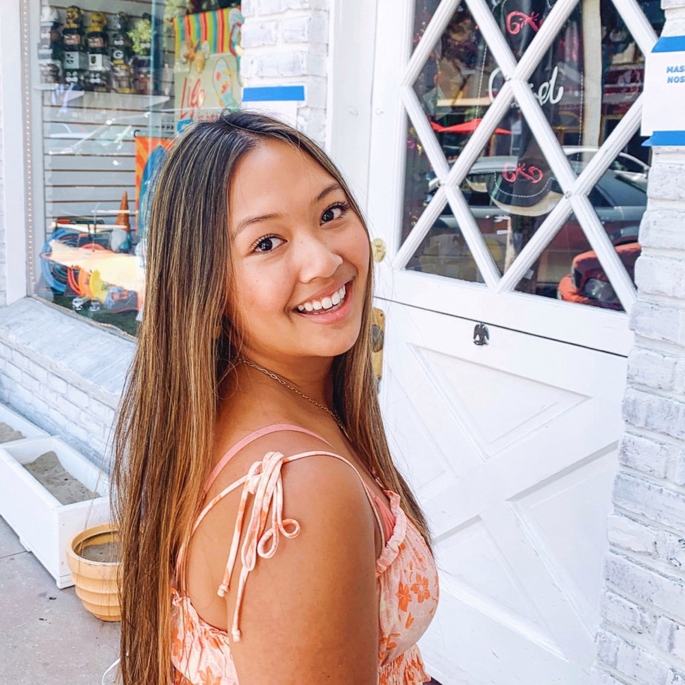 Meet your Posher, Makena